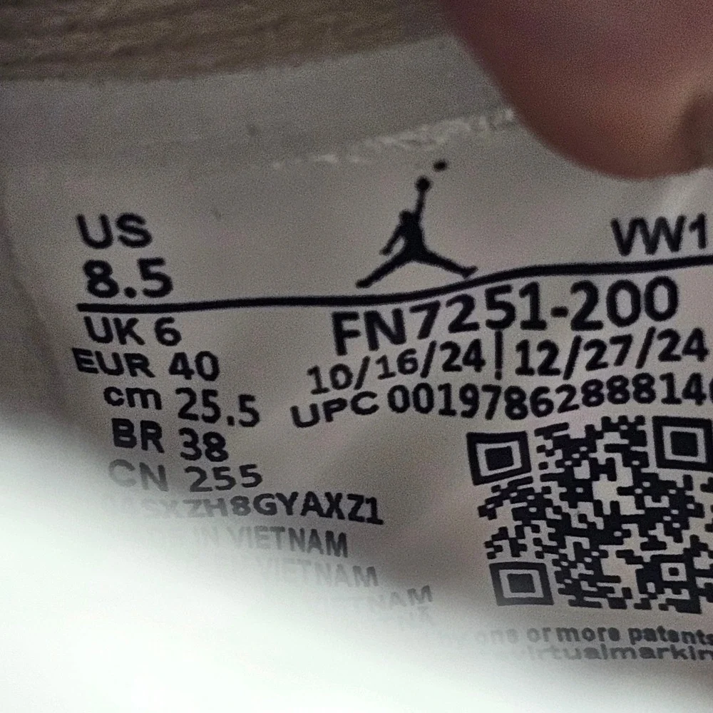 Jordan 4 RM Legend Light Brown Tan Sneakers FN7251-200 Mens 8.5 Womens 10